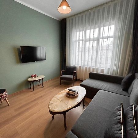 Waterfront Apartment By The Tram - Terrace With Dome & Golden Horn View In Fatih Isztambul Kültér fotó