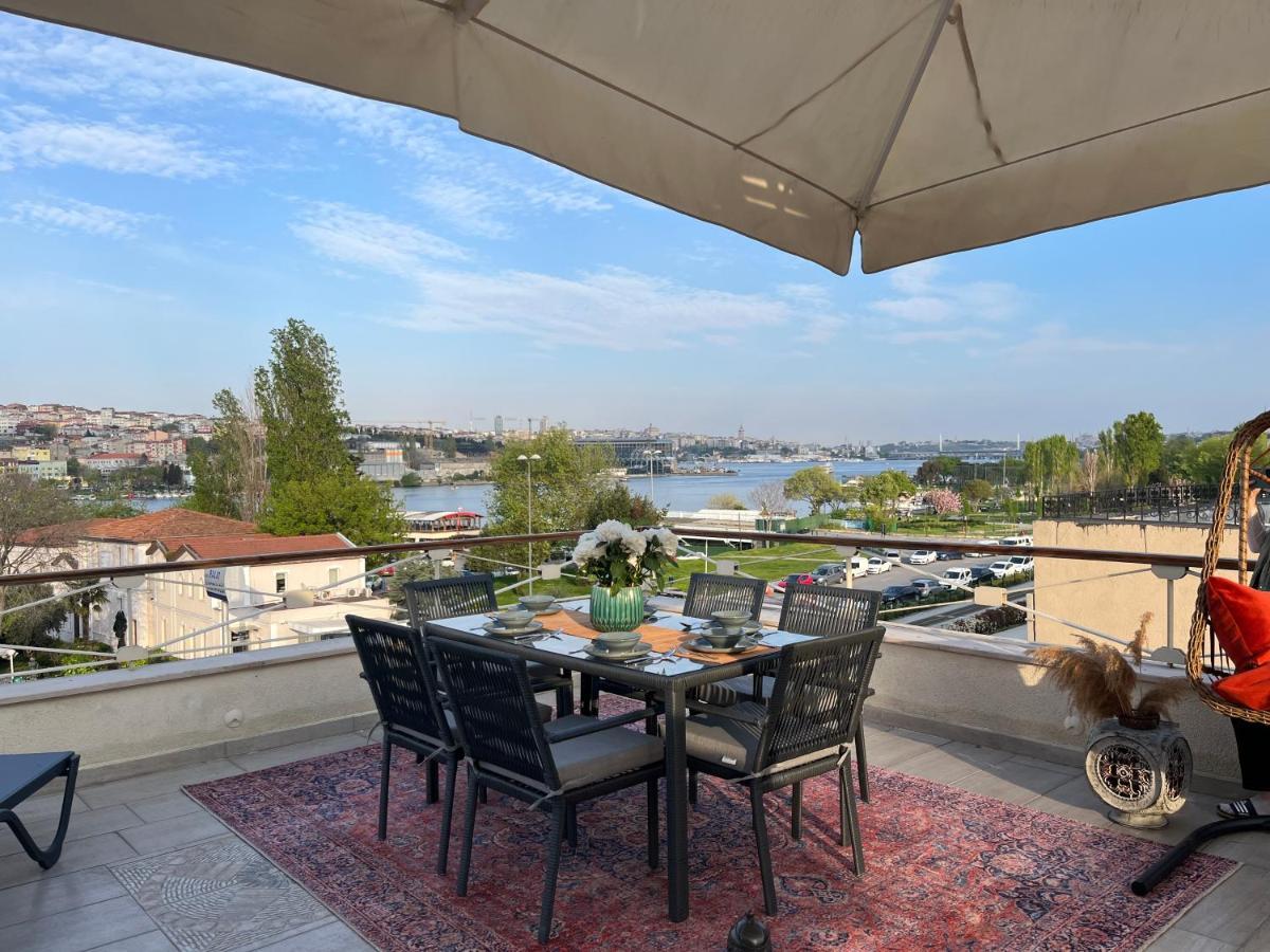 Waterfront Apartment By The Tram - Terrace With Dome & Golden Horn View In Fatih Isztambul Kültér fotó