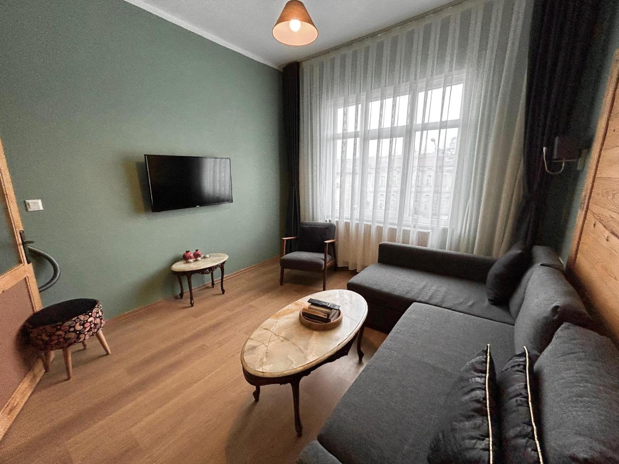 Waterfront Apartment By The Tram - Terrace With Dome & Golden Horn View In Fatih Isztambul Kültér fotó