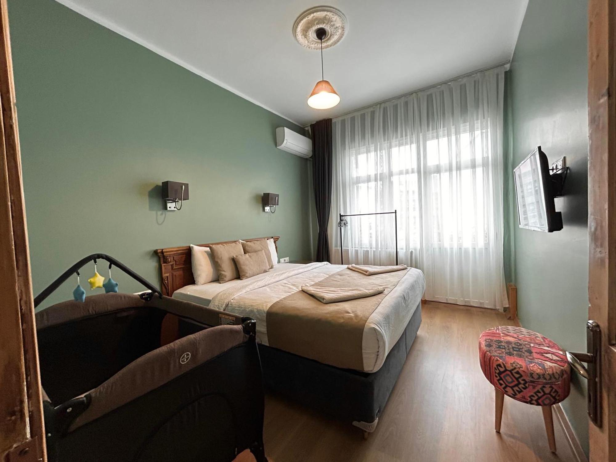 Waterfront Apartment By The Tram - Terrace With Dome & Golden Horn View In Fatih Isztambul Kültér fotó